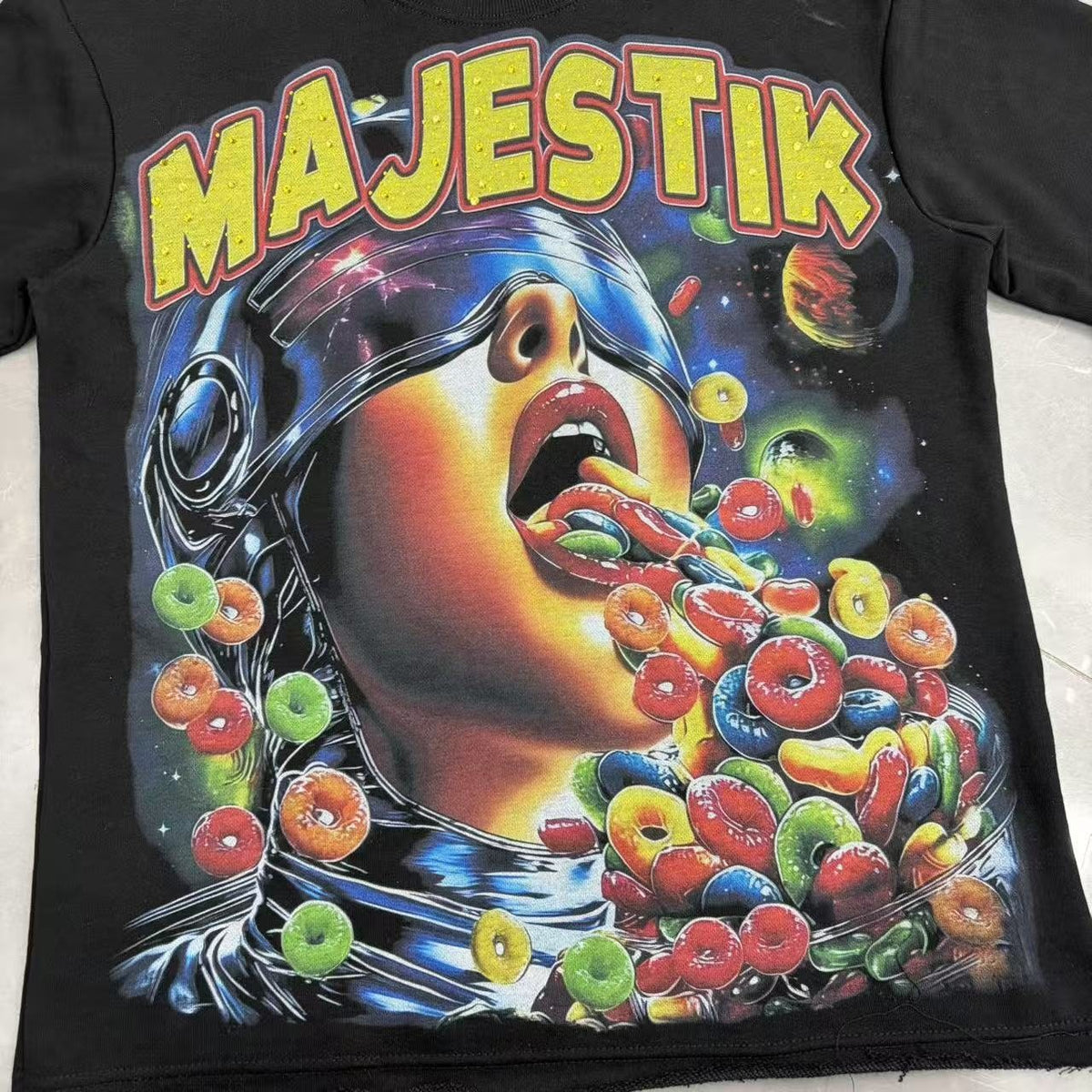 MAJESTIK Astronaut Candy Graphic T-Shirt ¡ª detail